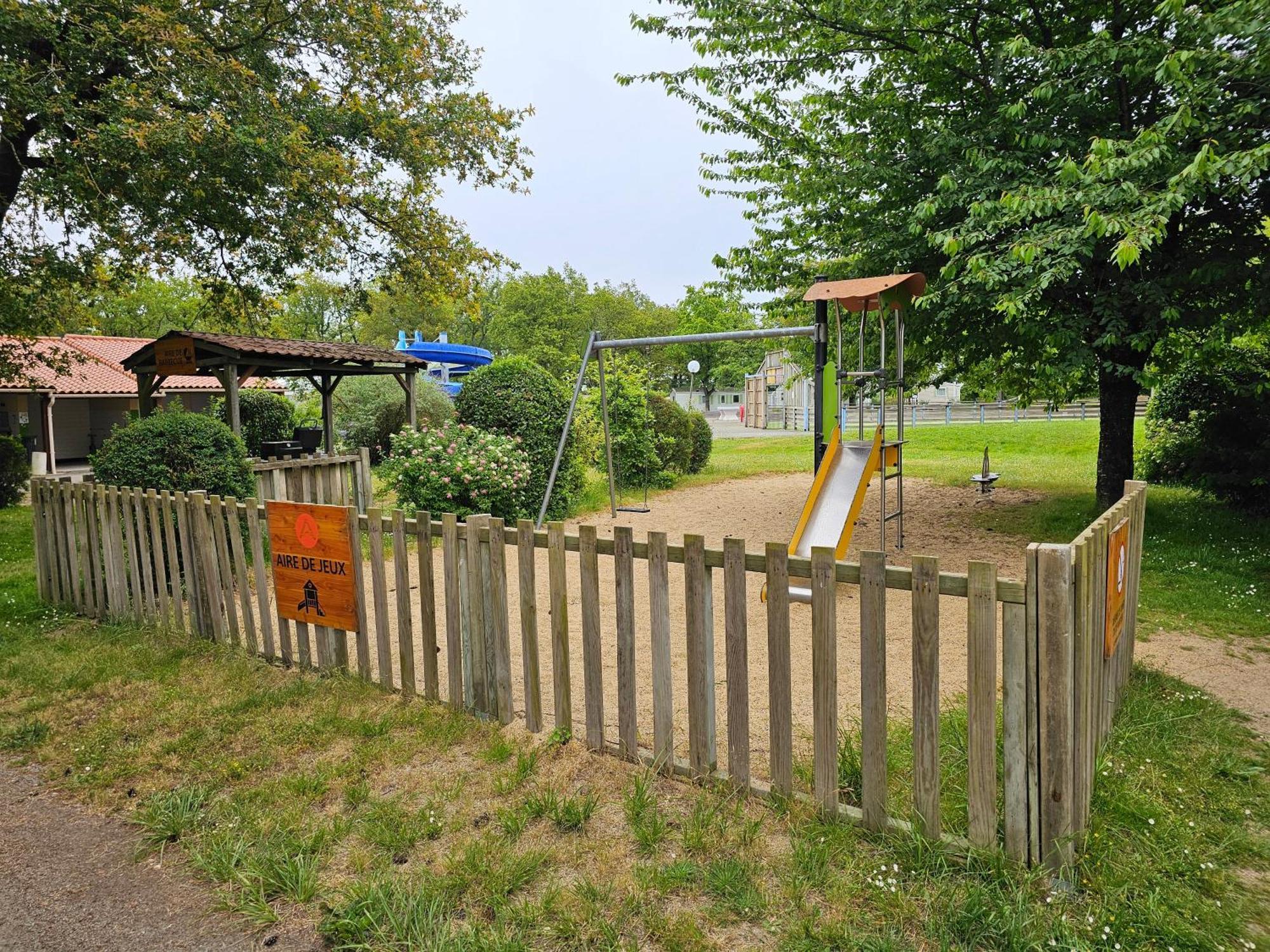 Mobil-Home 6 Personne - Tohapi Coeur De Vendee La Boissiere-de-Montaigu Exteriér fotografie